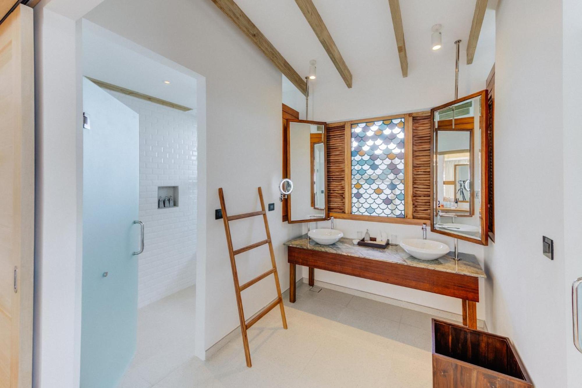 Cinnamon Maldives (adults Only) Hakuraa Huraa
